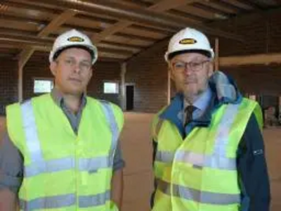 Paul Holmes MP and Council Leader Ray Russell visit the new Healthy Living Centre